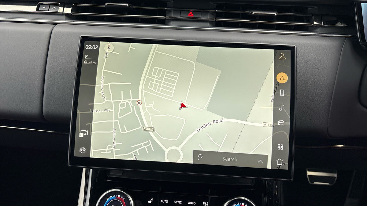 Land Rover Range Rover Sport Image 17