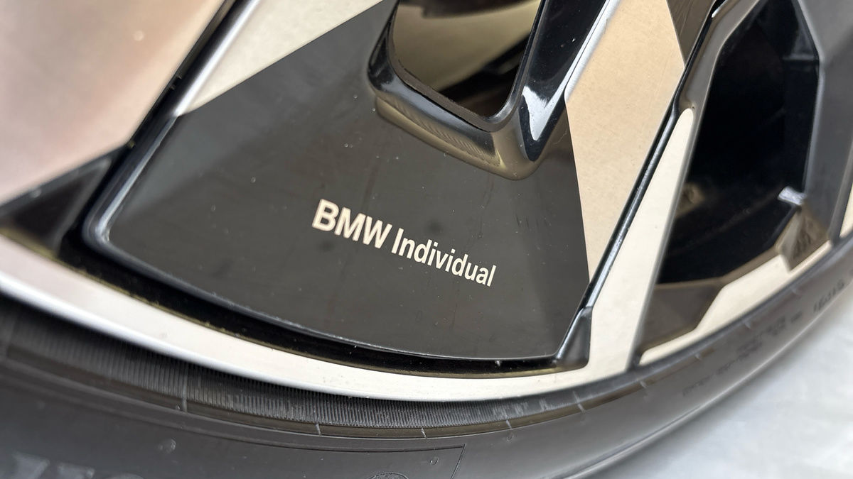BMW 5 Series Image 40