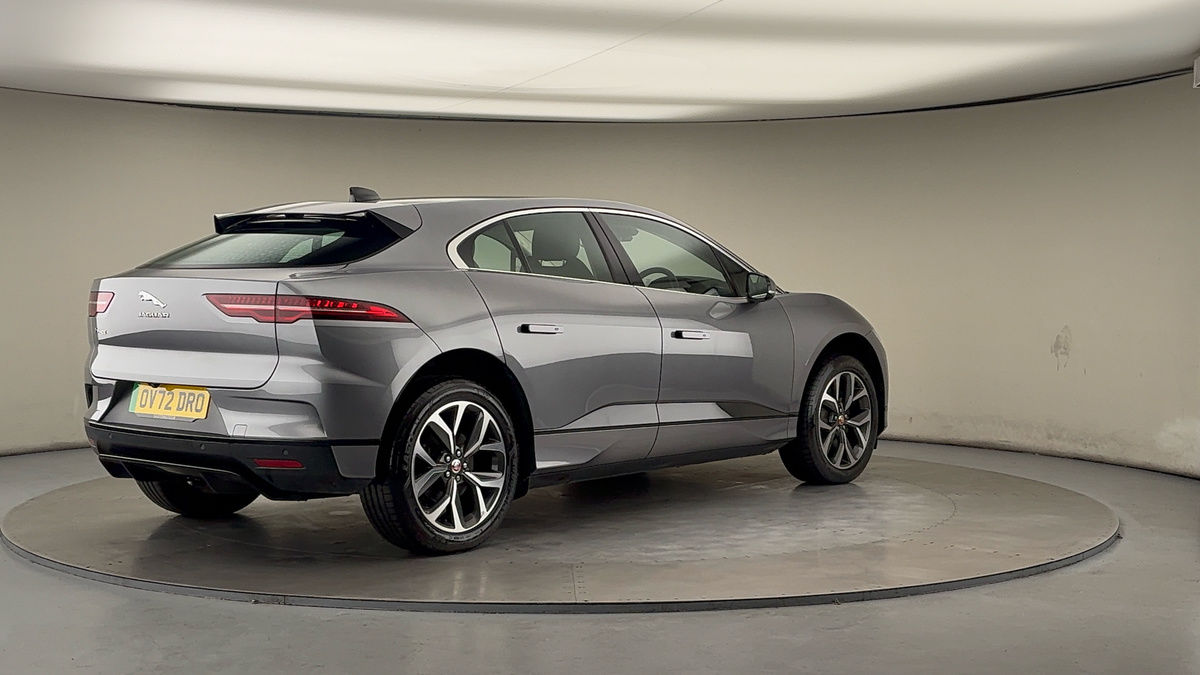 Jaguar I-PACE Image 22