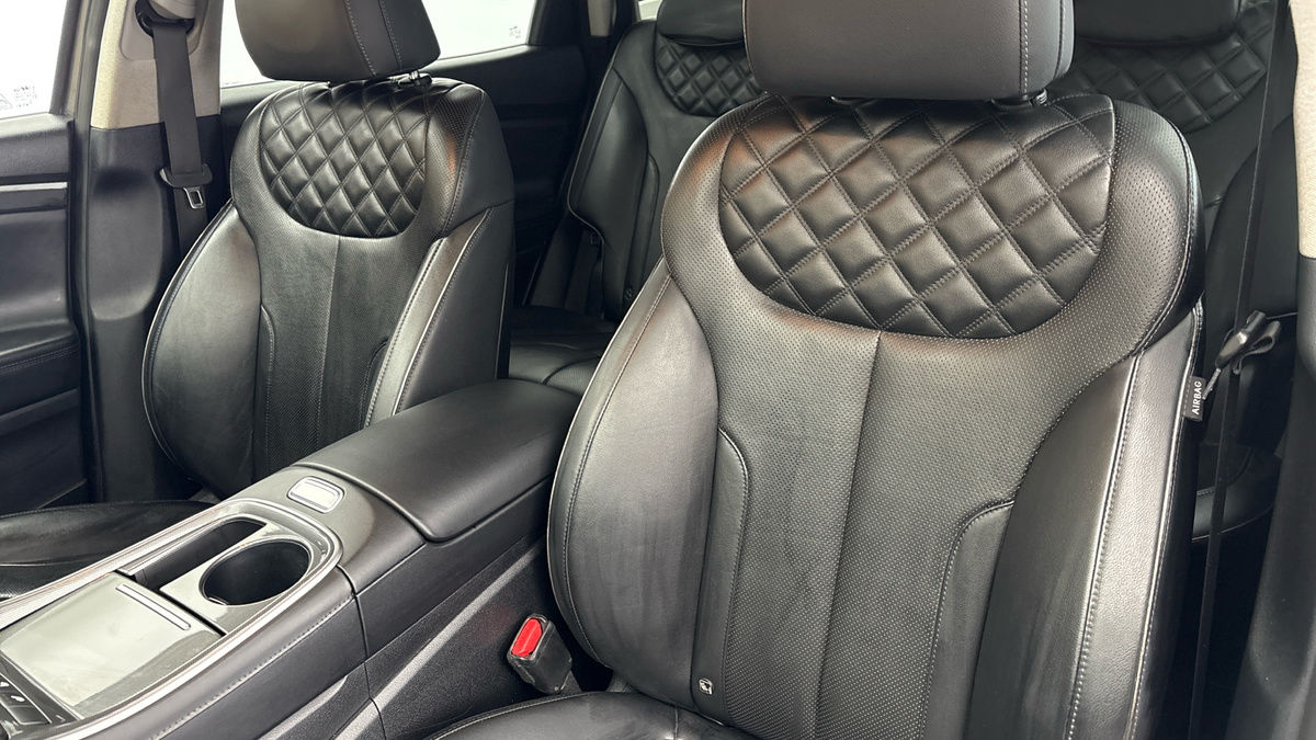 Hyundai Santa Fe Image 7