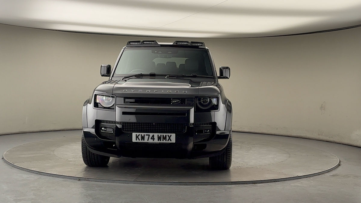 Land Rover Defender 110 Image 3