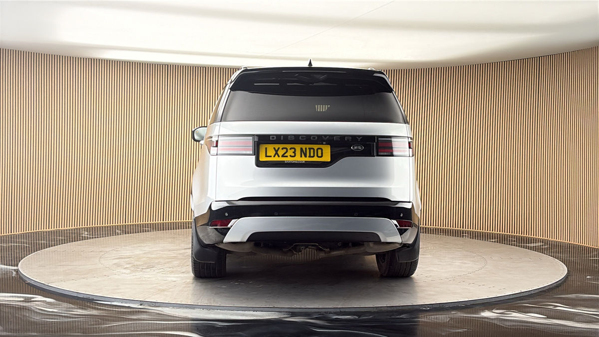 More views of Land Rover Discovery