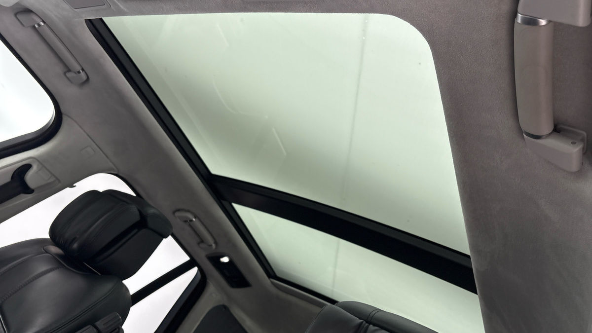 Land Rover Range Rover Image 6