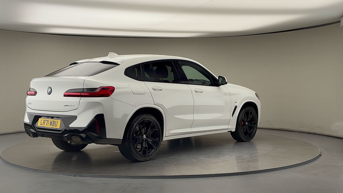 BMW X4 Image 21