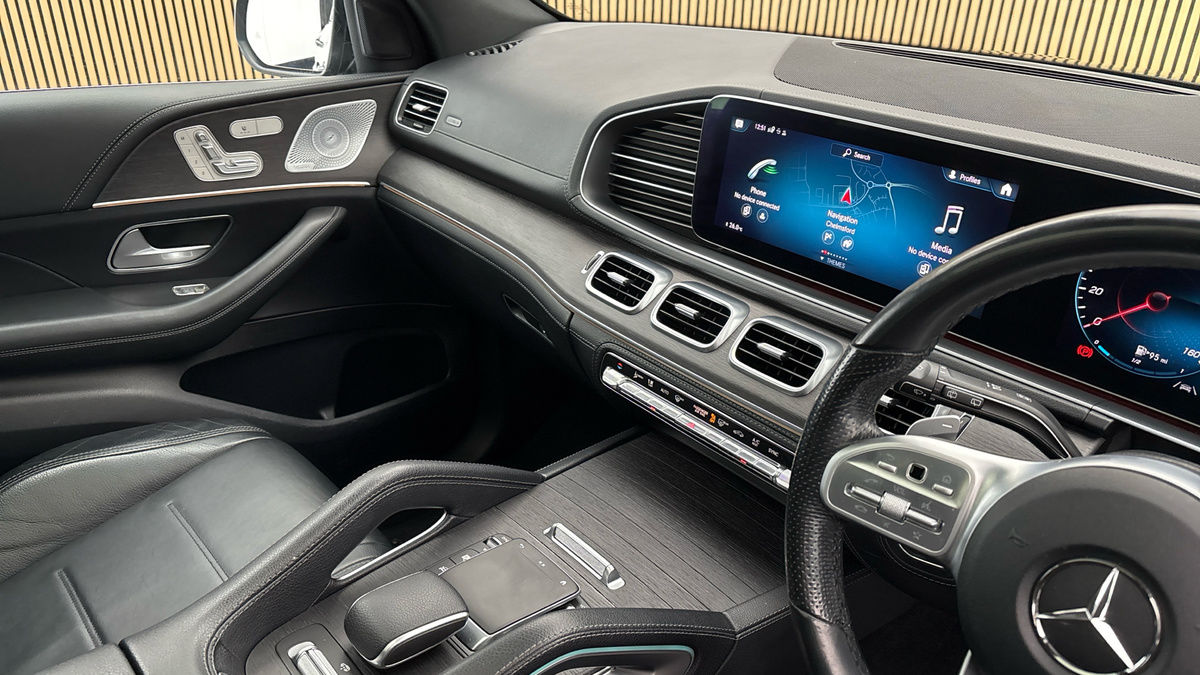 Mercedes-Benz GLE Image 18