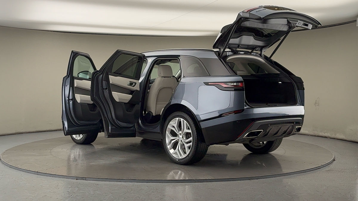 More views of Land Rover Range Rover Velar