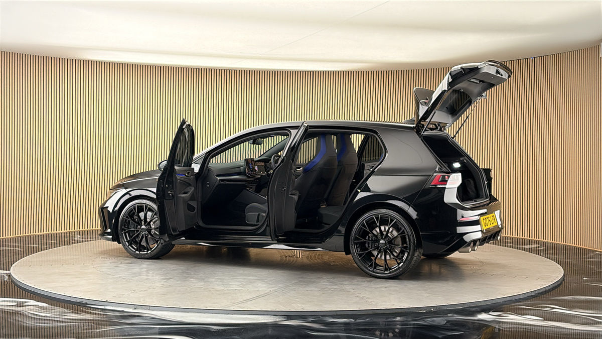 More views of Volkswagen Golf