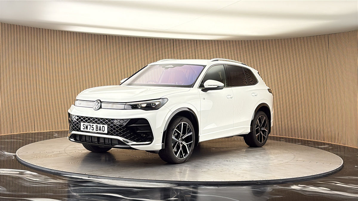 More views of Volkswagen Tiguan