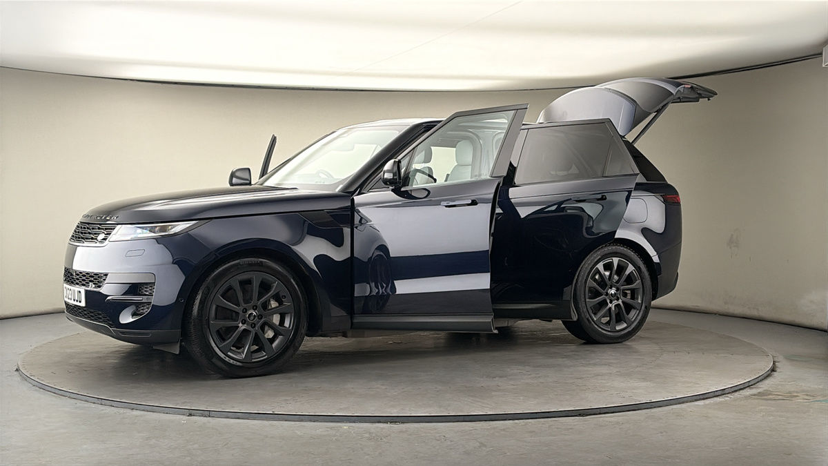 More views of Land Rover Range Rover Sport