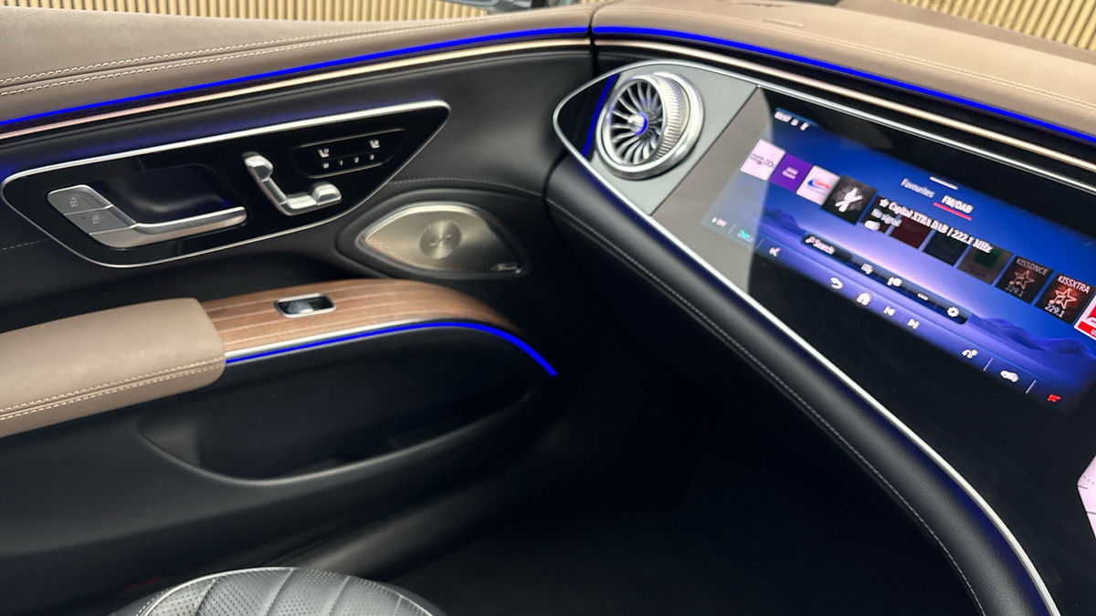 More views of Mercedes-Benz EQS