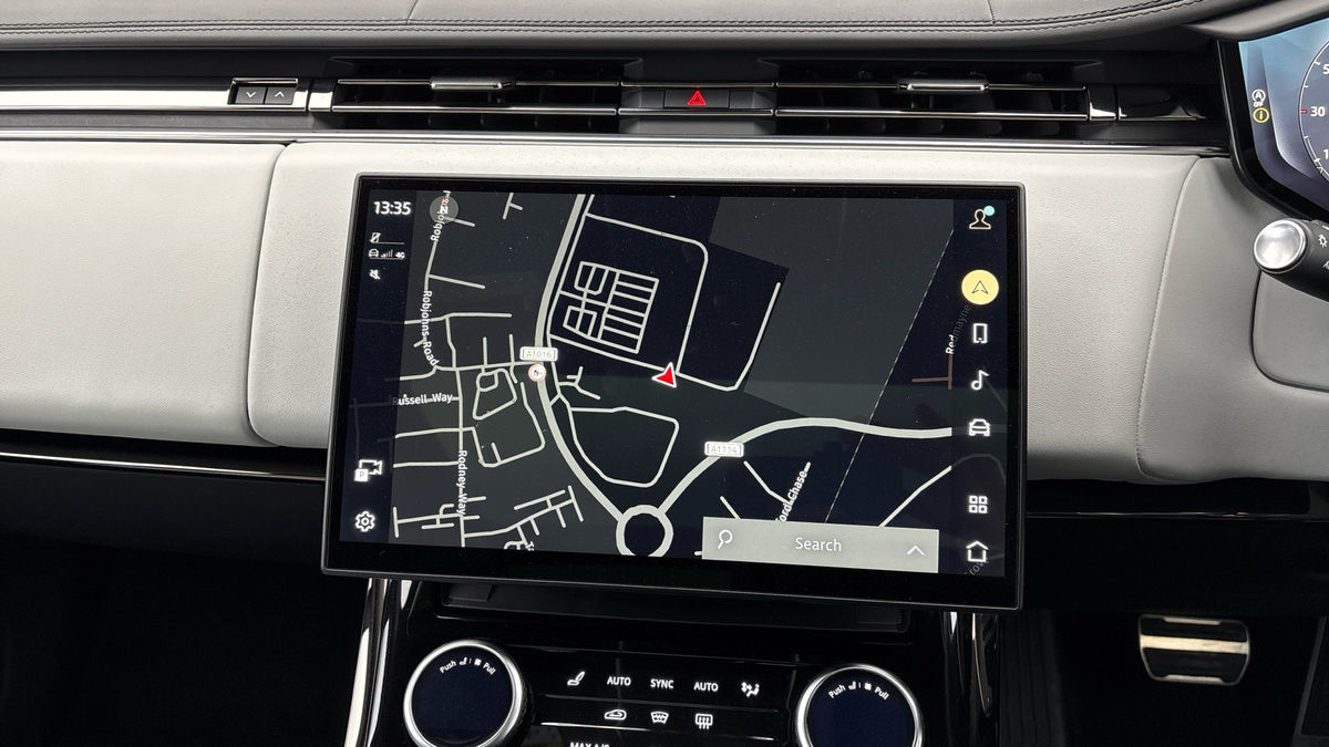 Land Rover Range Rover Sport Image 17