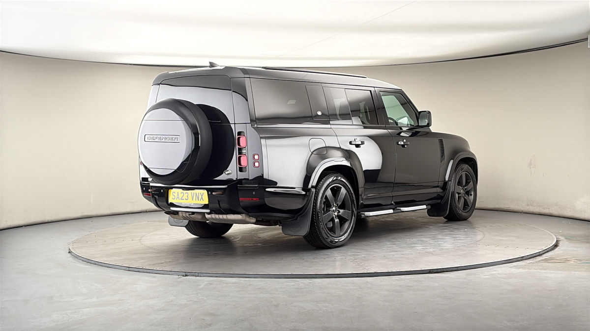 More views of Land Rover Defender 130