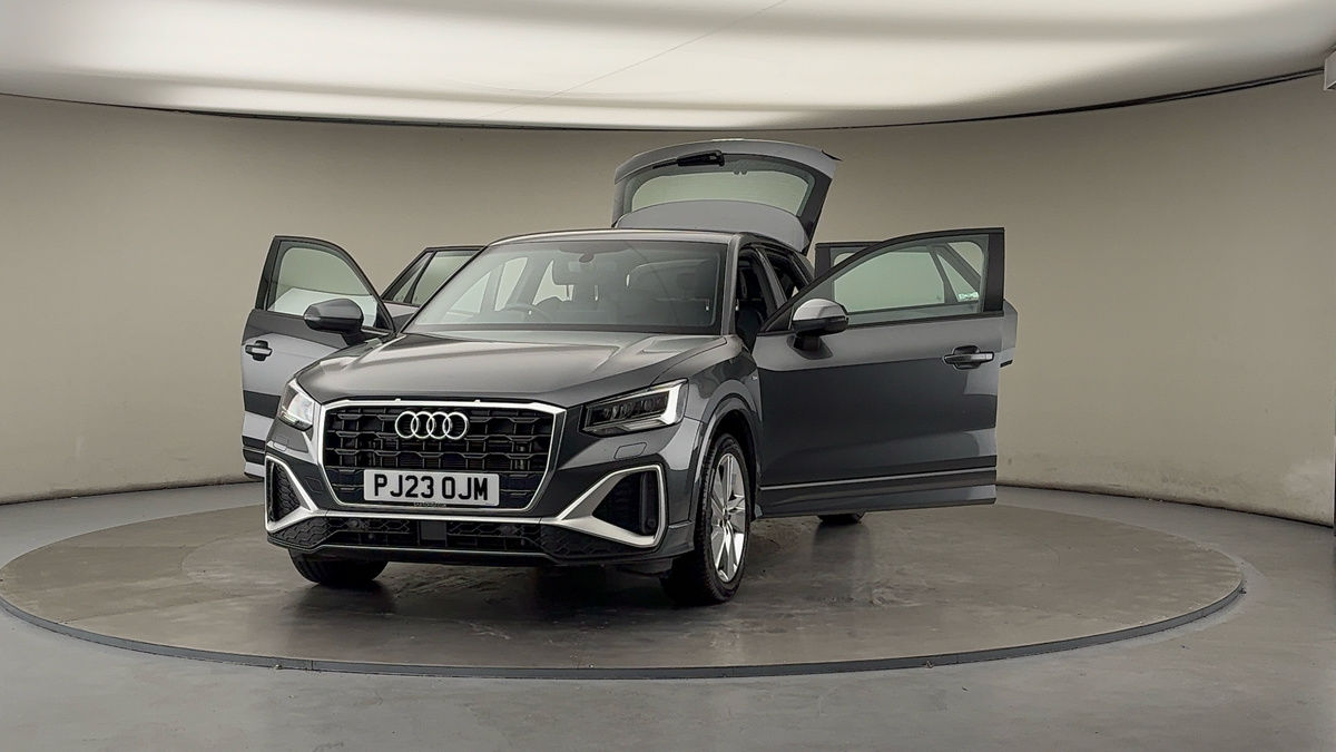 More views of Audi Q2