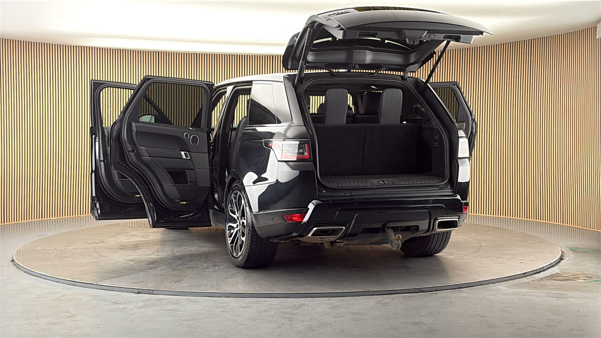 More views of Land Rover Range Rover Sport