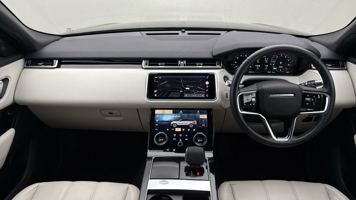 Land Rover Range Rover Velar Image 12
