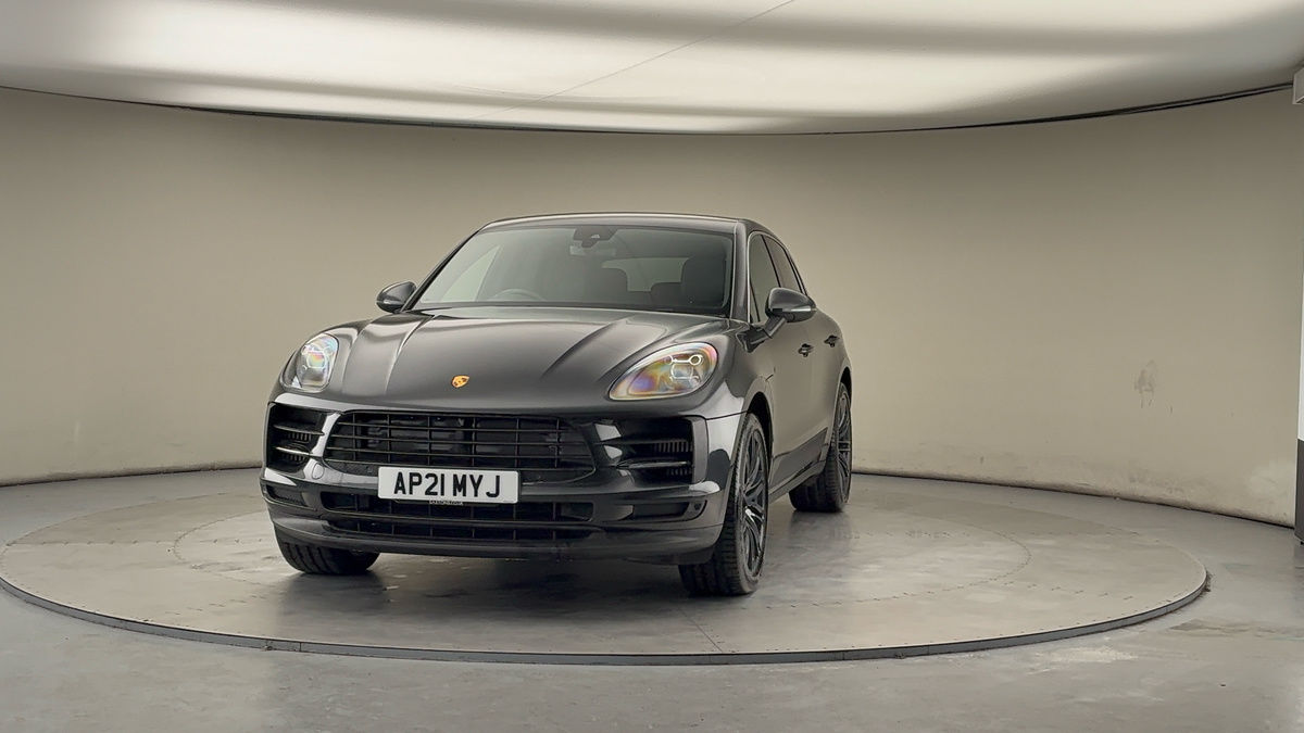 More views of Porsche Macan