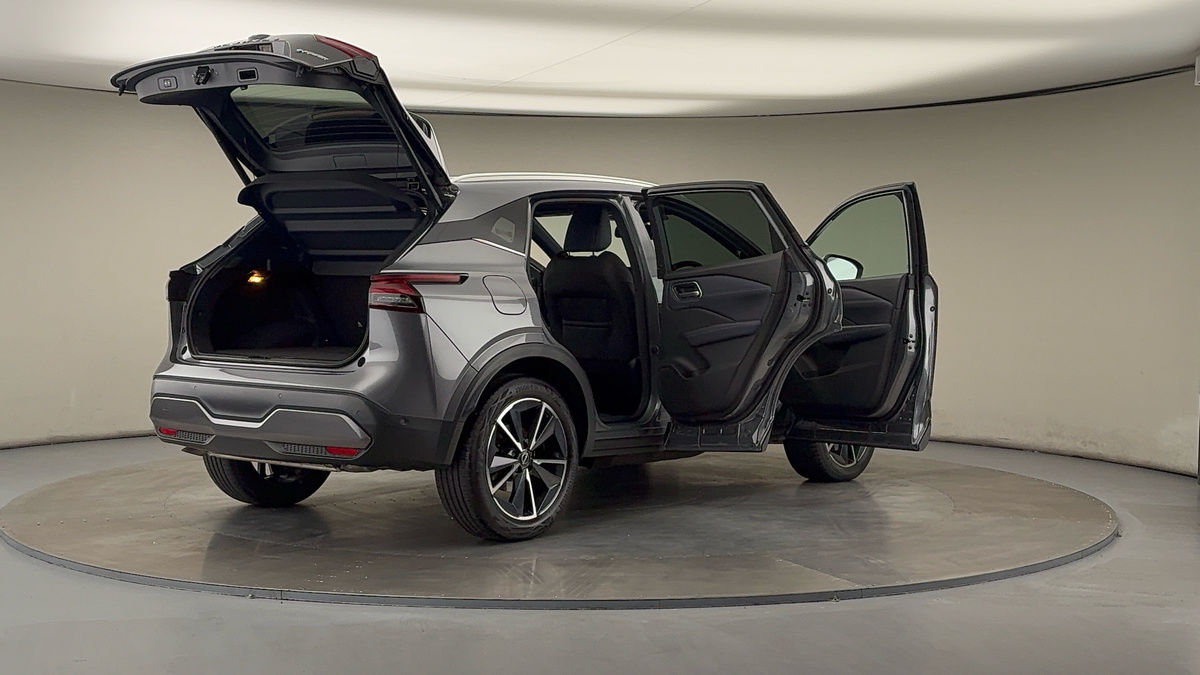 More views of Nissan Qashqai