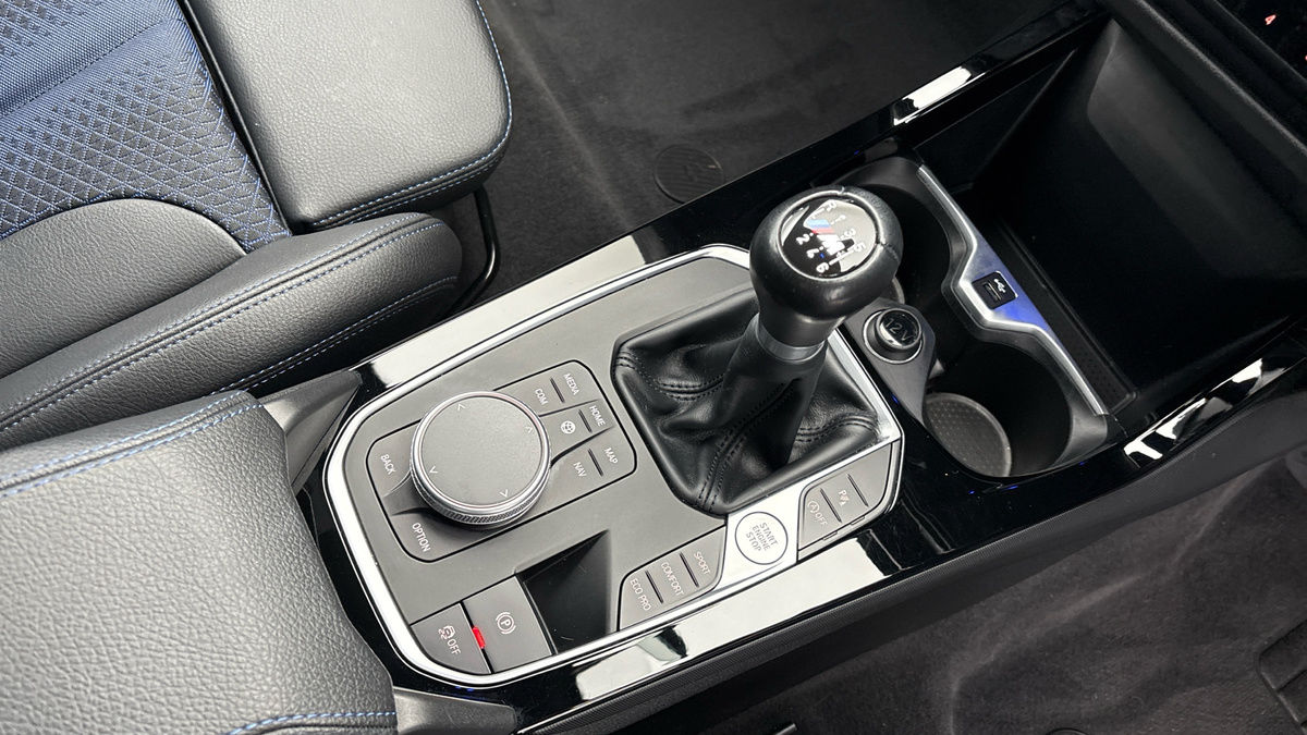 BMW 1 Series Image 6