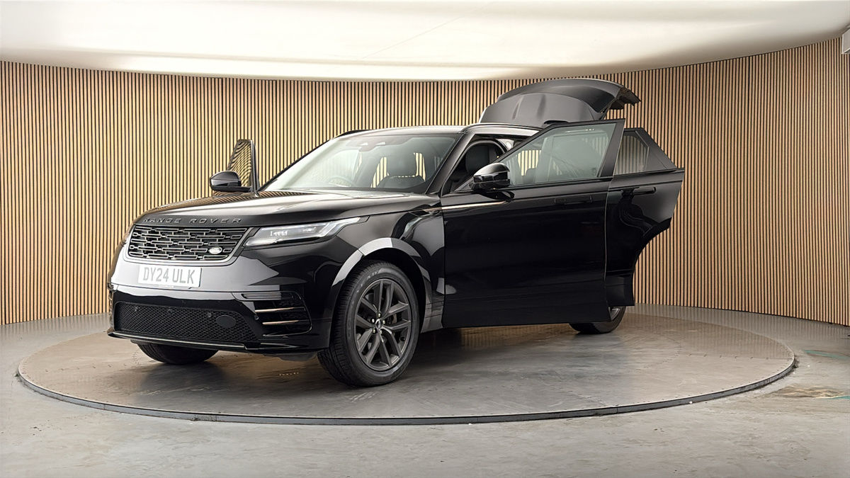 More views of Land Rover Range Rover Velar