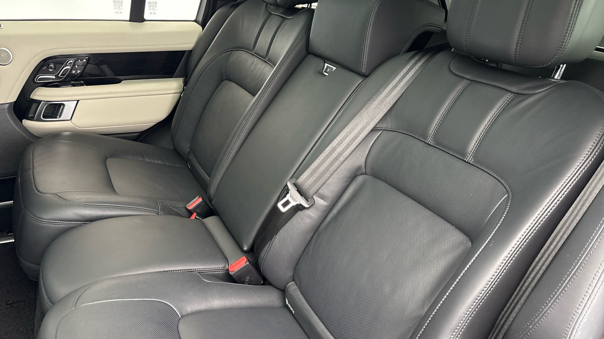 Land Rover Range Rover Image 8