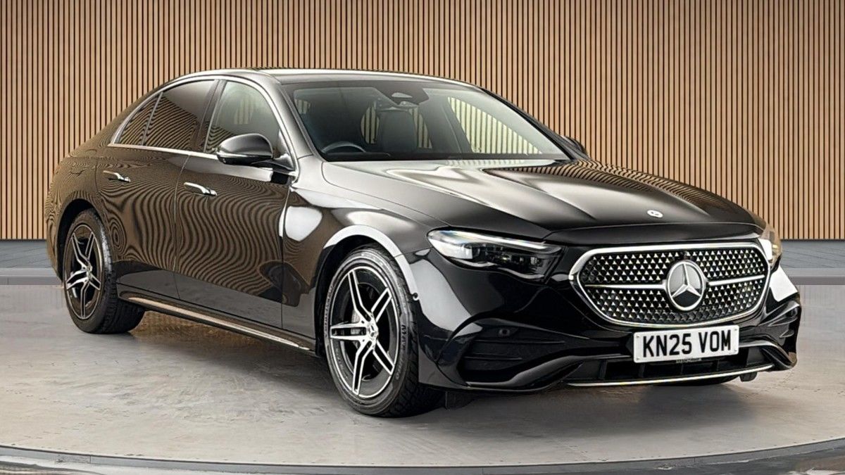Mercedes-Benz E Class Sticky Header Image