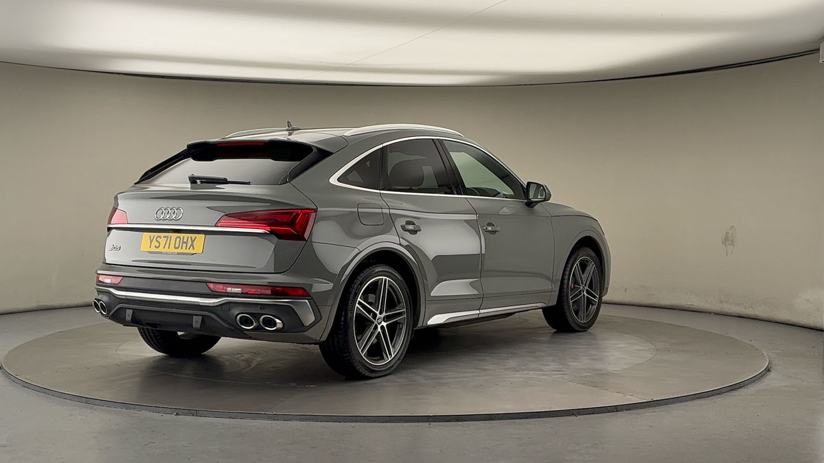 More views of Audi SQ5