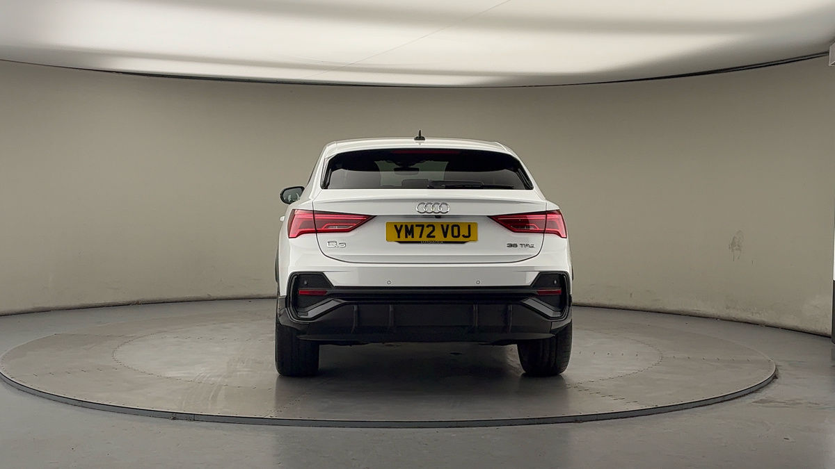 More views of Audi Q3