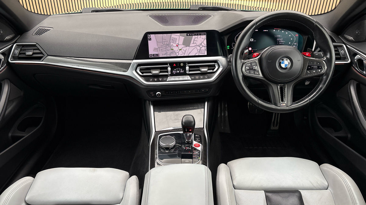 BMW M4 Image 12