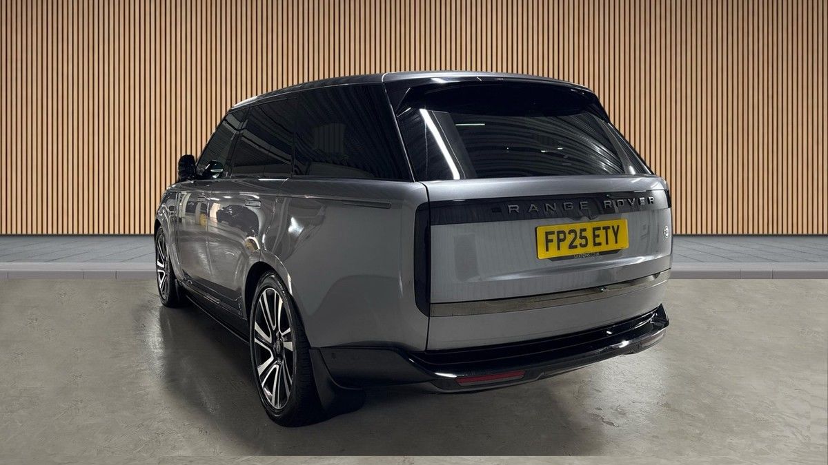 Land Rover Range Rover Image 2