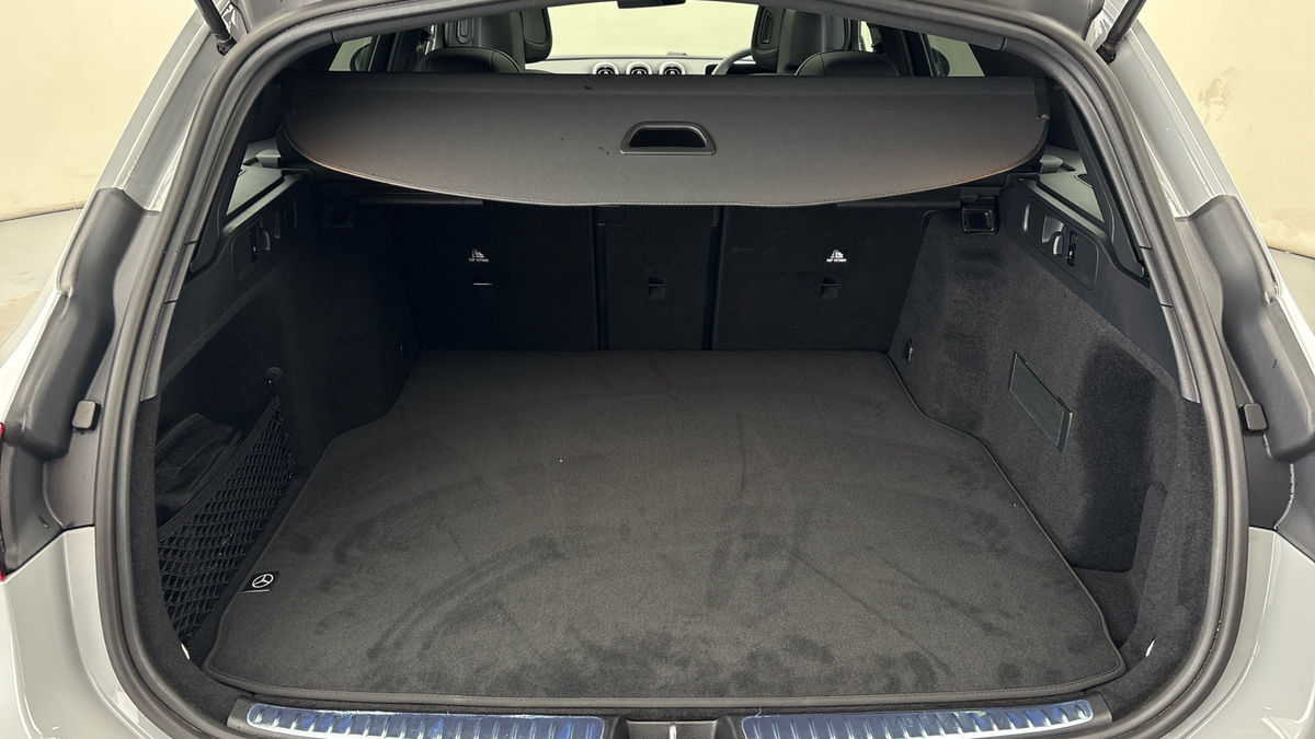 Mercedes-Benz C Class Image 11