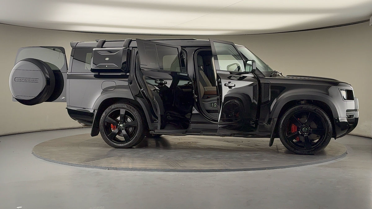 More views of Land Rover Defender 130