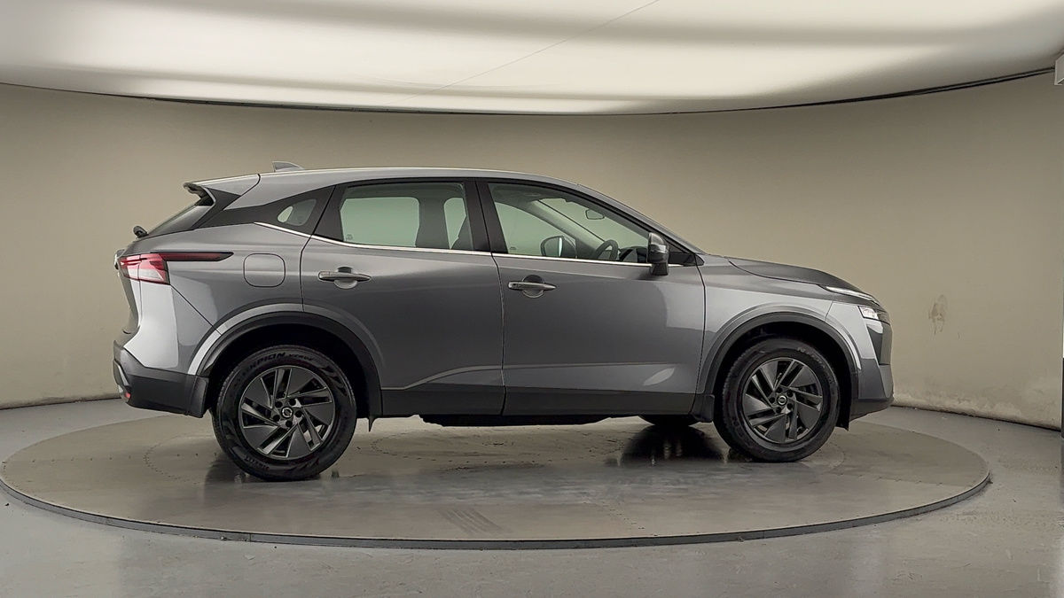 More views of Nissan Qashqai