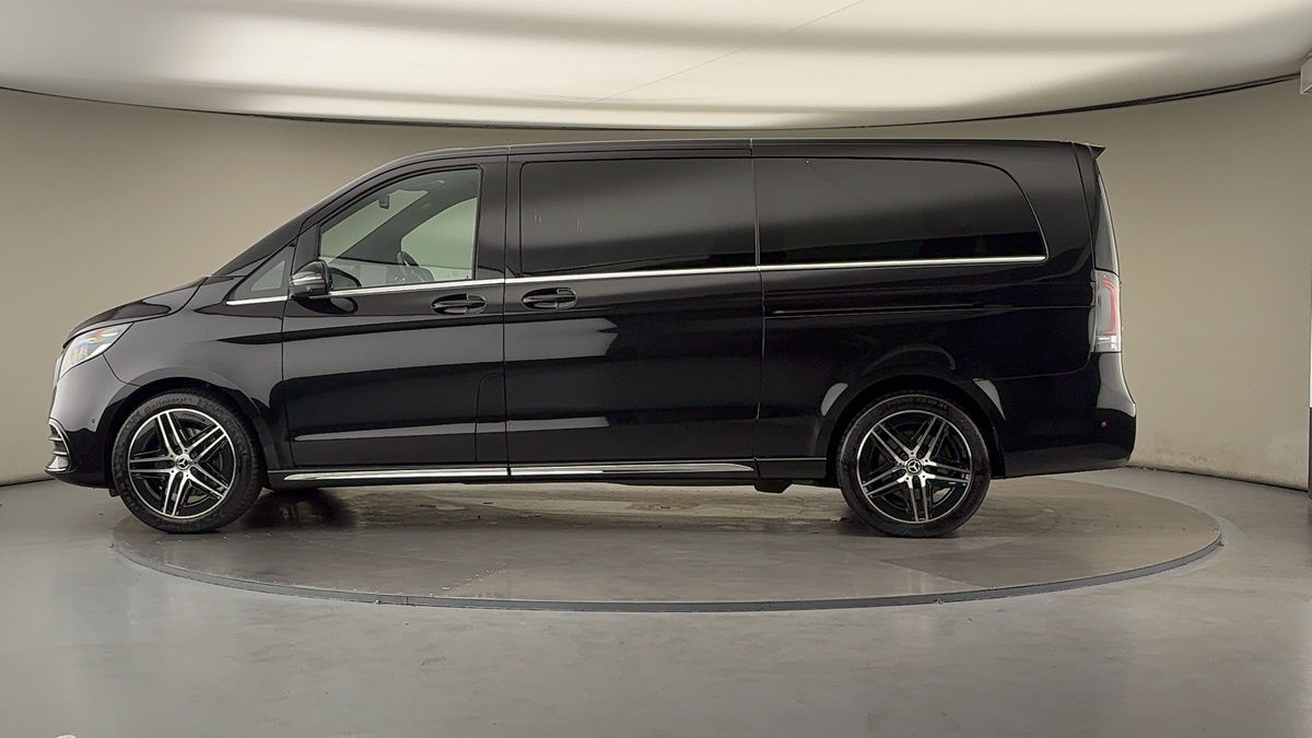 More views of Mercedes-Benz V Class