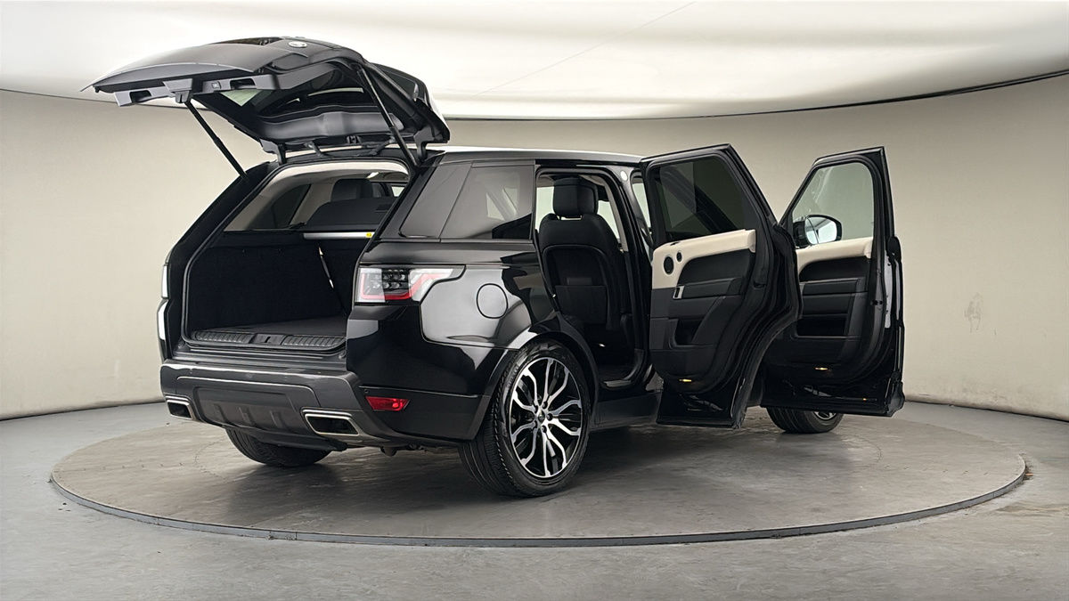 More views of Land Rover Range Rover Sport