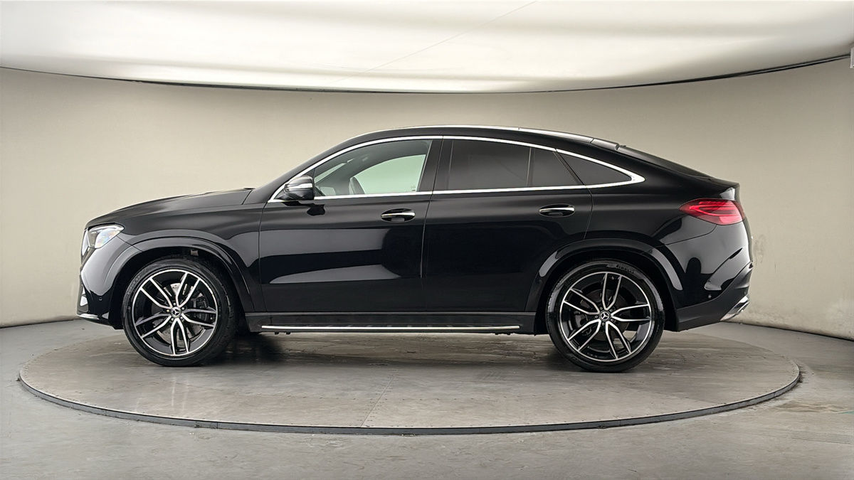 More views of Mercedes-Benz GLE