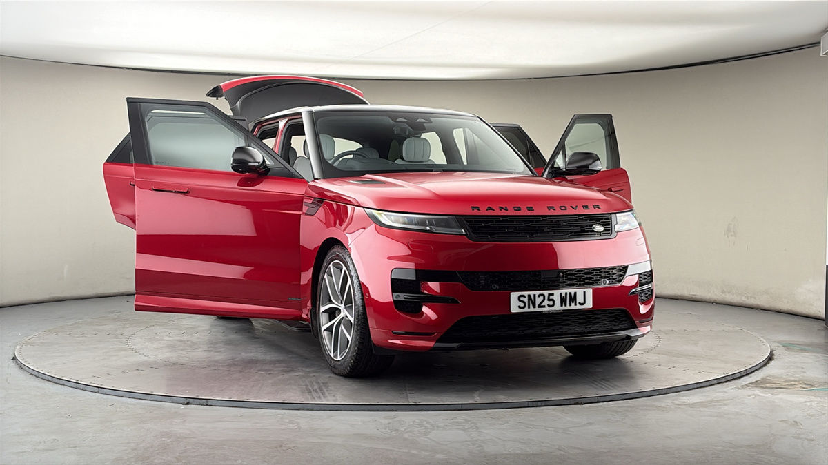 More views of Land Rover Range Rover Sport