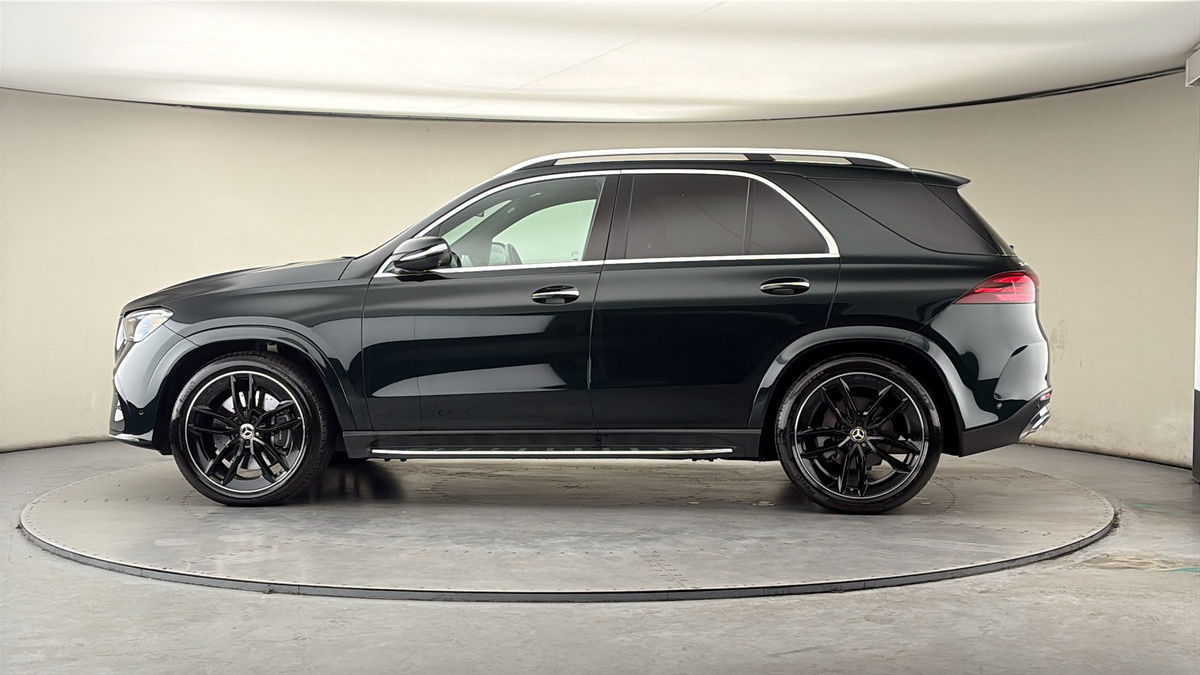 More views of Mercedes-Benz GLE