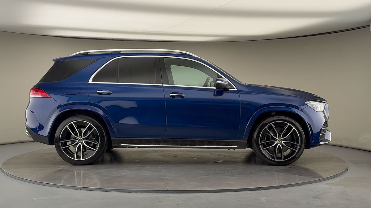 Mercedes-Benz GLE Image 16