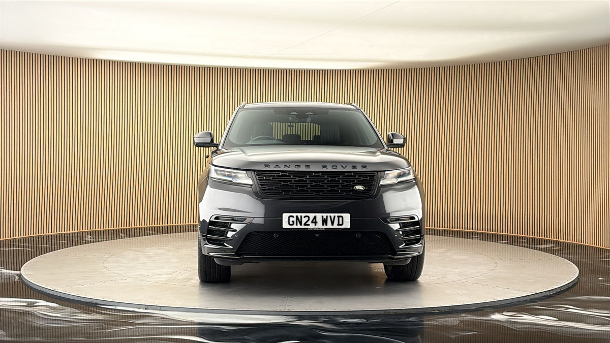 More views of Land Rover Range Rover Velar