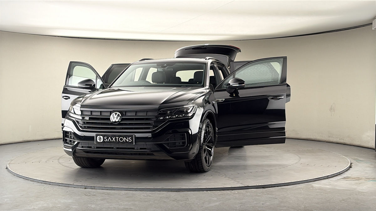 More views of Volkswagen Touareg