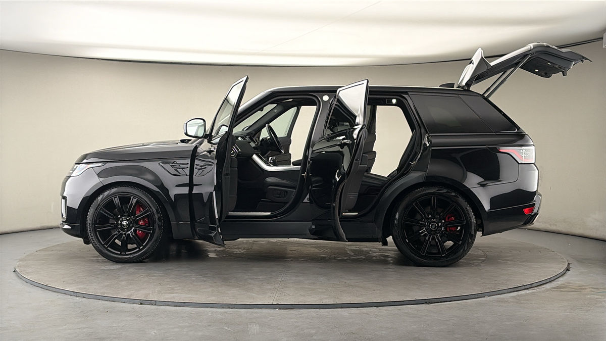 More views of Land Rover Range Rover Sport