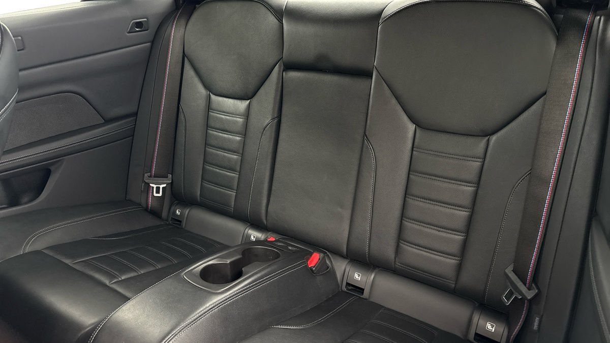 BMW 4 Series Image 8