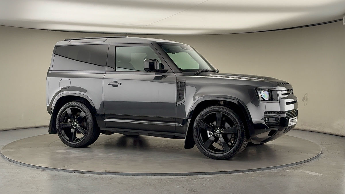 More views of Land Rover Defender 90