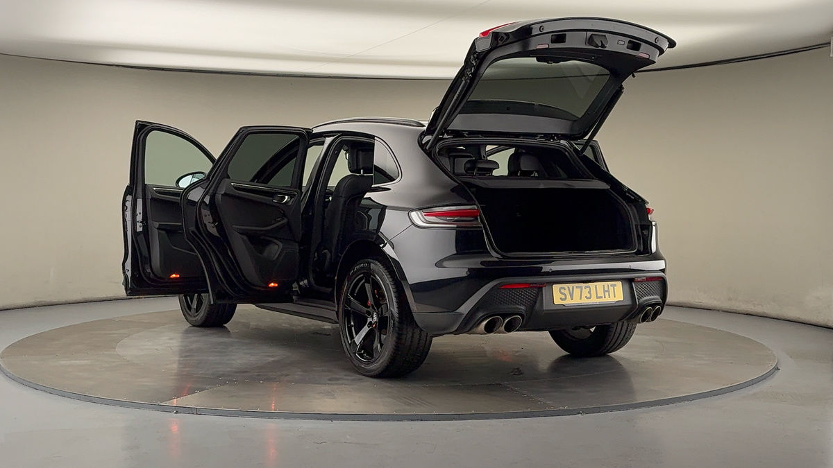 Porsche Macan Image 23