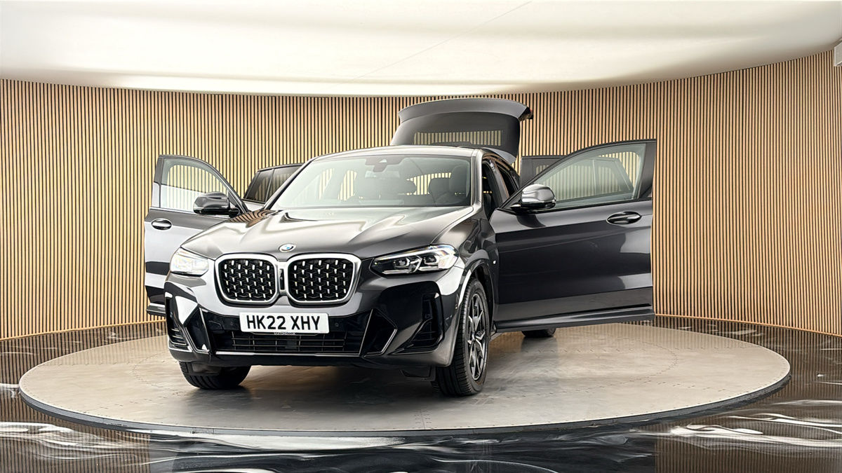 More views of BMW X4