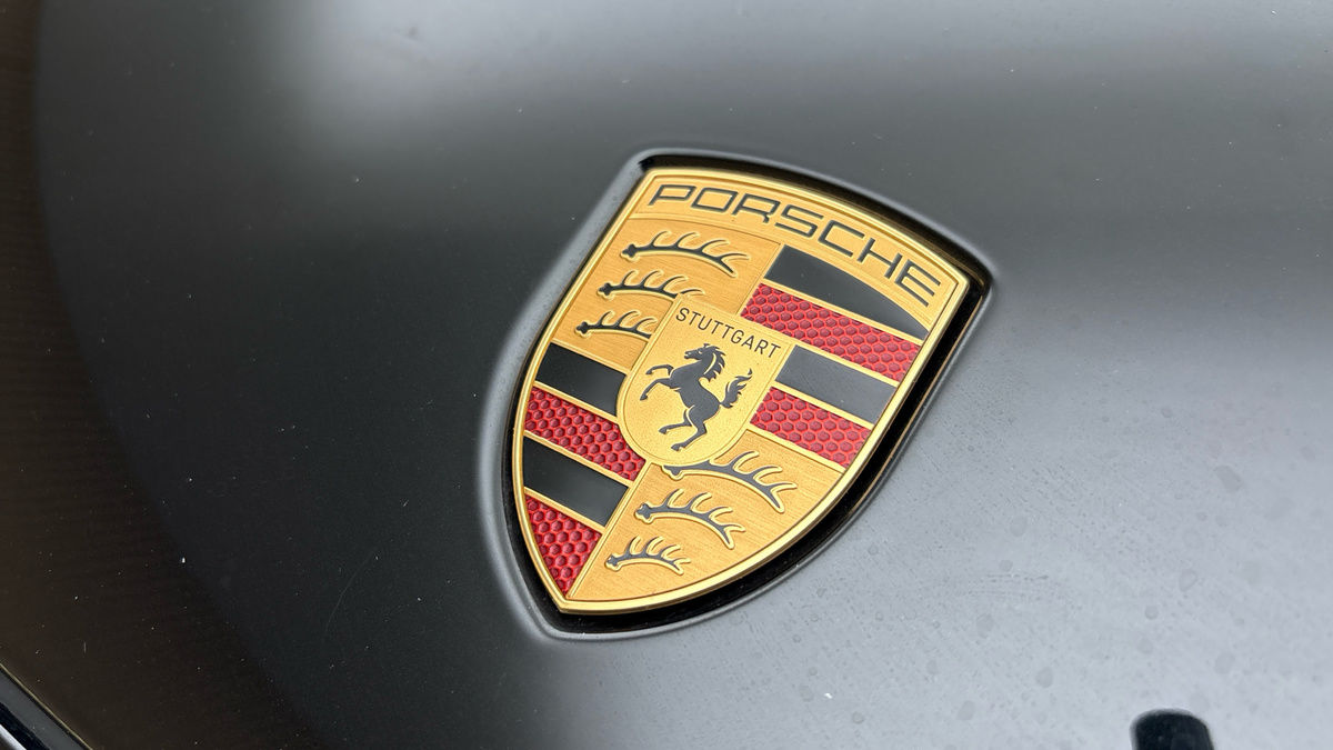 Porsche Cayenne Image 24