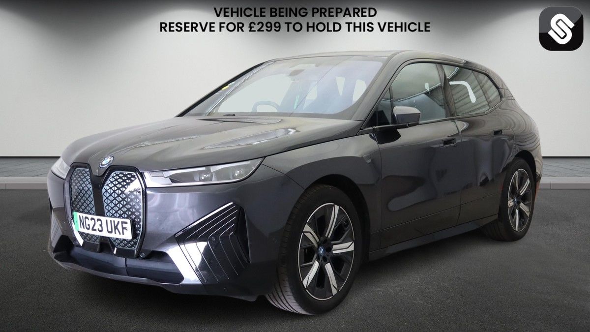 BMW iX Image 2