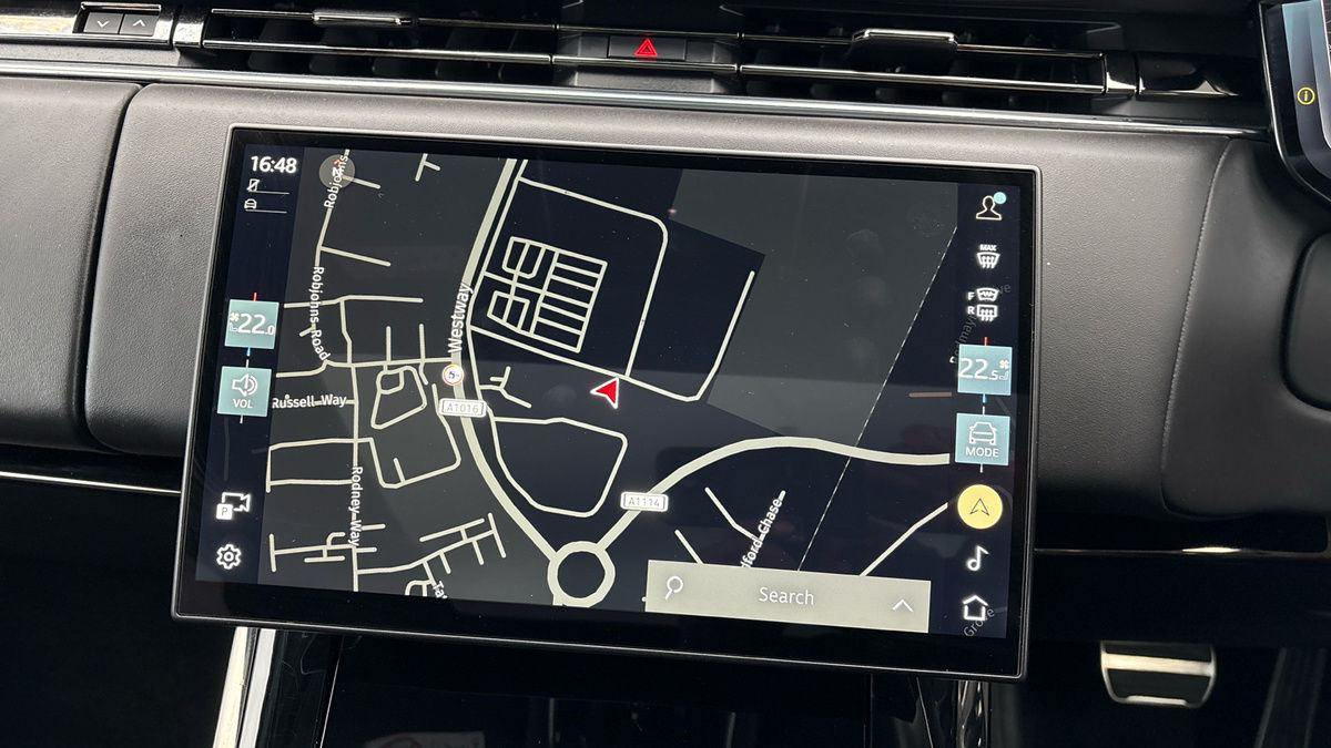 Land Rover Range Rover Sport Image 17