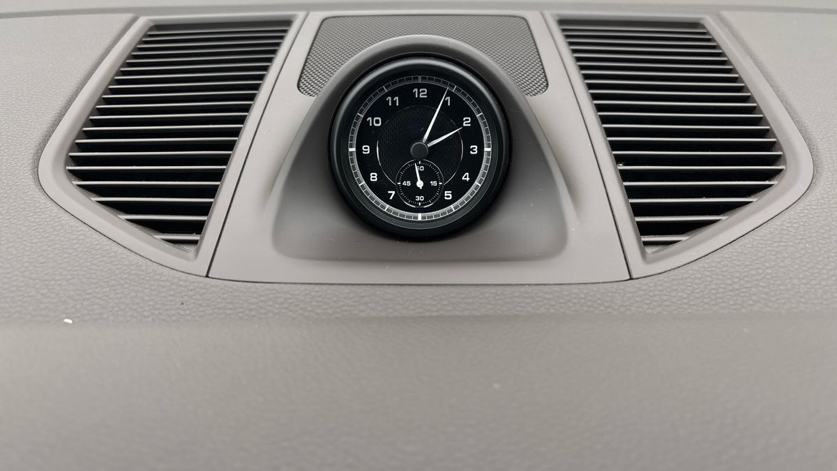 Porsche Macan Image 25