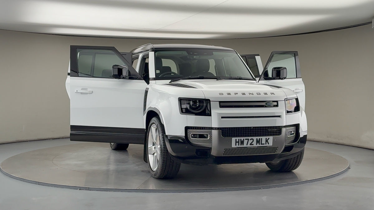 More views of Land Rover Defender 110